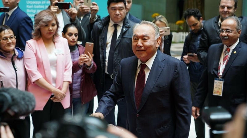 Партия "Нур Отан" победила на парламентских выборах в Казахстане