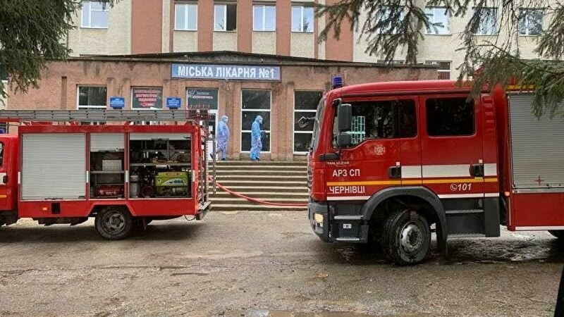 Мэр Черновцов опроверг сообщения о взрыве кислородного баллона в больнице