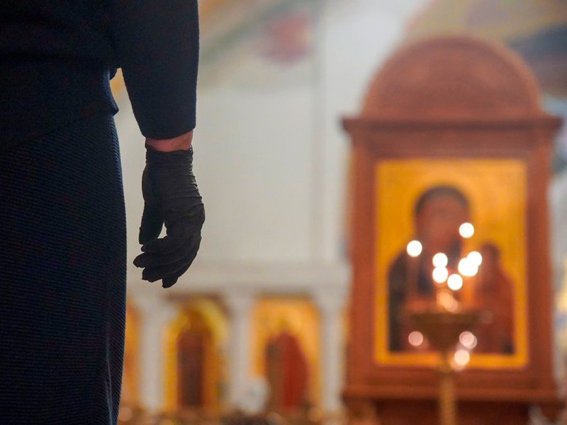 РПЦ объявила, что за месяц число заболевших коронавирусом служителей церкви увеличилось в 4 раза, из них скончались 145 человек