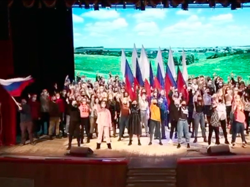 Студентов в Москве и Белгороде обманом привлекли к записи роликов в поддержку Путина