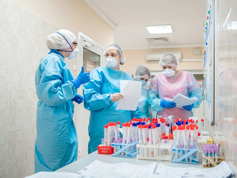 В России за сутки выявлено 11 359 случаев заражения коронавирусом