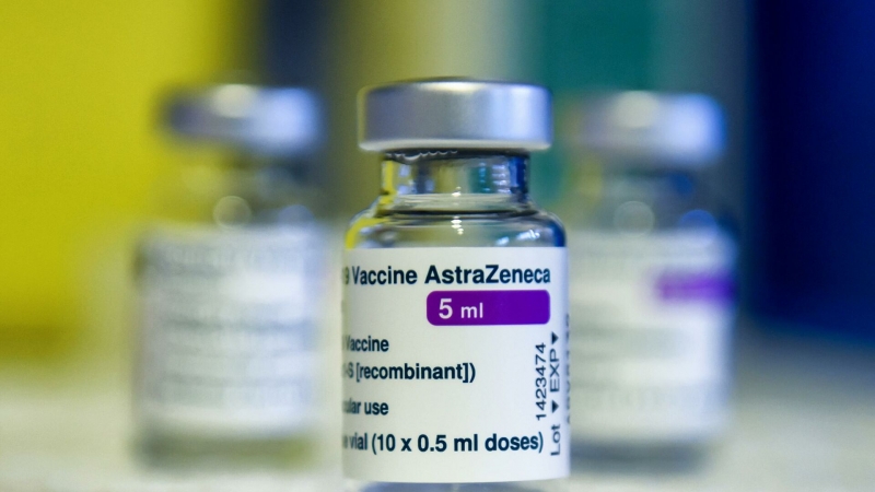 Латвия приостановила использование вакцины AstraZeneca
