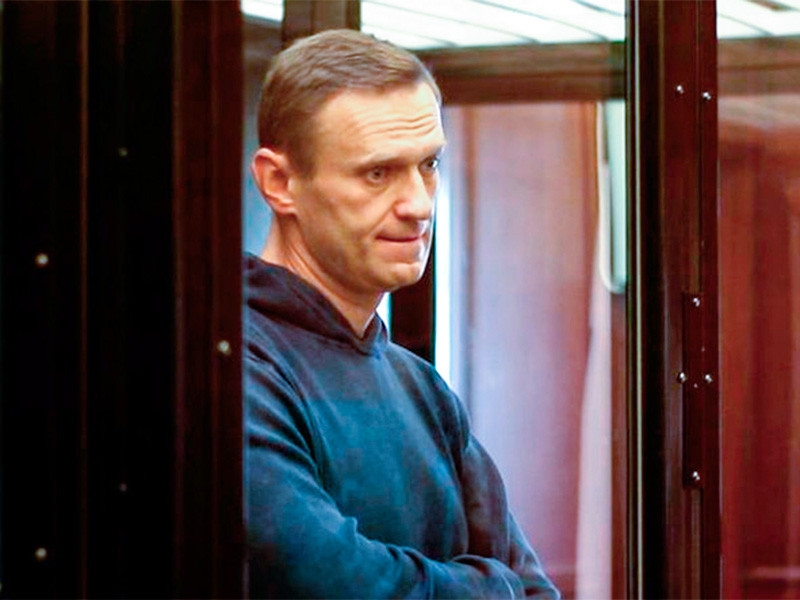 Лечащие врачи Навального опубликовали результаты его анализа крови и предупредили о риске остановки сердца