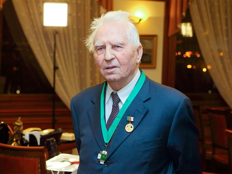 Бывший секретарь ЦК КПСС Егор Лигачев умер в Москве в возрасте 100 лет