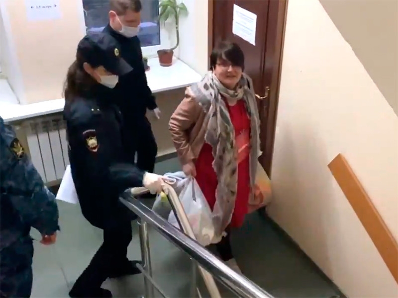 Новгородский суд арестовал Юлию Галямину на семь суток
