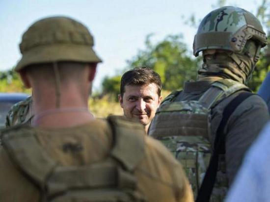 Зеленский: США должны играть главную роль в урегулировании ситуации в Донбассе
