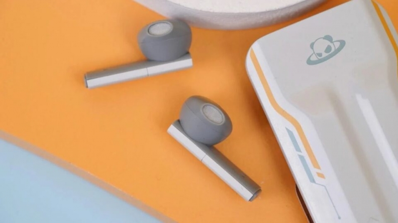 Meizu выпустила беспроводные наушники с необычным дизайном и по адекватной цене