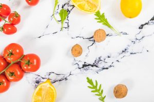 Искусственный камень для столешниц: особенности производства и ключевые свойства.