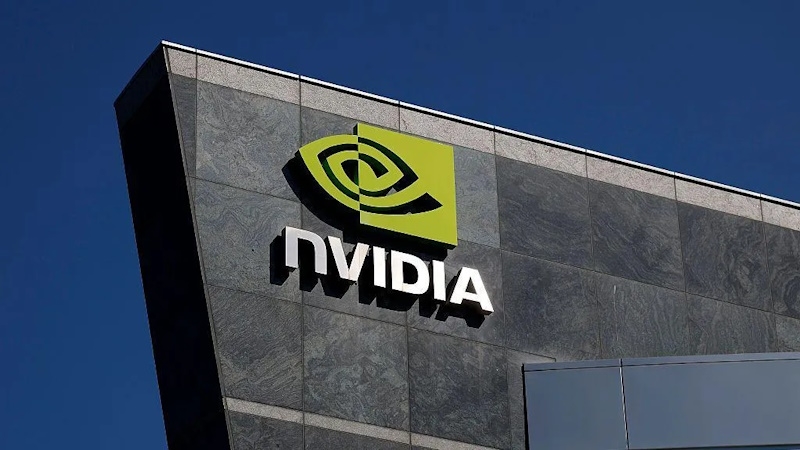 Nvidia отстаивает лидерство на рынке ИИ-чипов